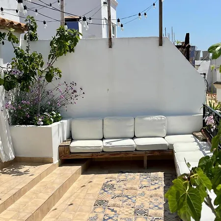 Huge Superb Duplex Old Town 度假居